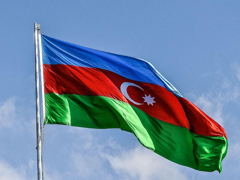 Dövlət rəmzlərini təhqir edən şəxsləri hansı cəza gözləyir?