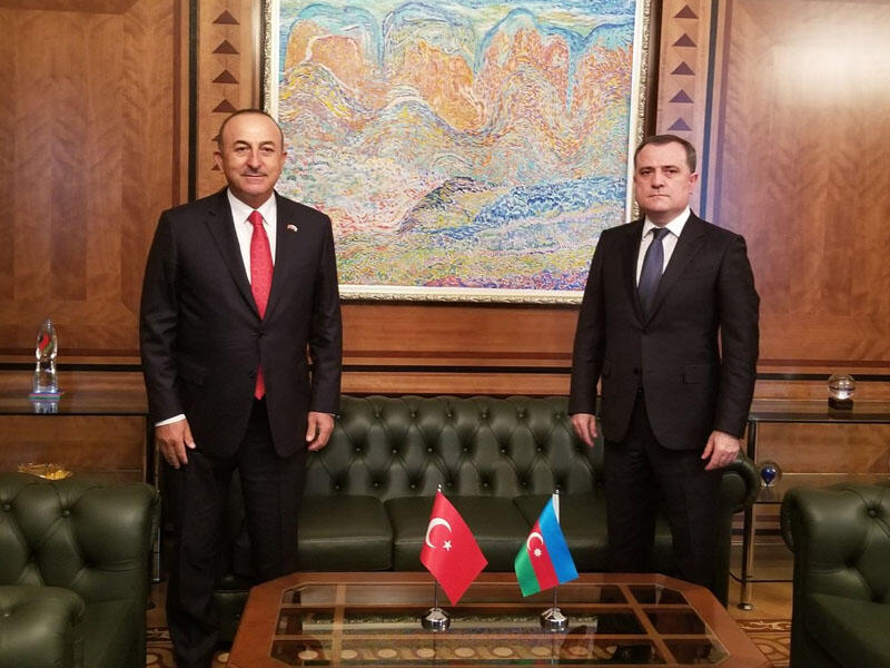 Ceyhun Bayramov Çavuşoğlu ilə telefonla danışıb