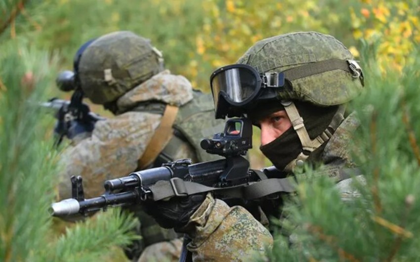 Rusiyada hərbçi əsgər yoldaşını güllələyərək öldürüb