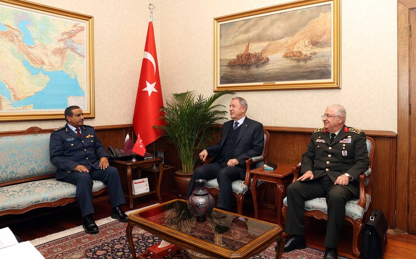 Hulusi Akar Qətərin Baş Qərargah rəisini qəbul edib