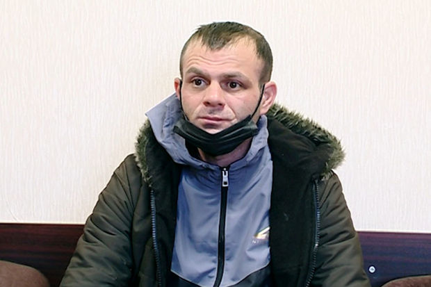 Gəncədə tələbələrin yaşadığı evə basqın edən şəxs ƏLƏ KEÇDİ - FOTO/VİDEO