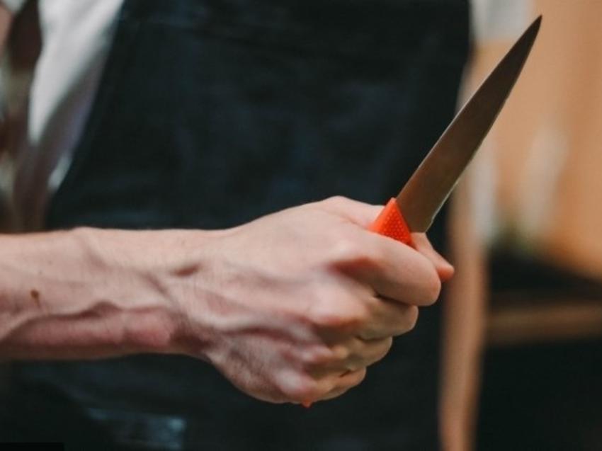 BDU rektorunun müşavirini bıçaqlayan şəxsə hökm oxunub