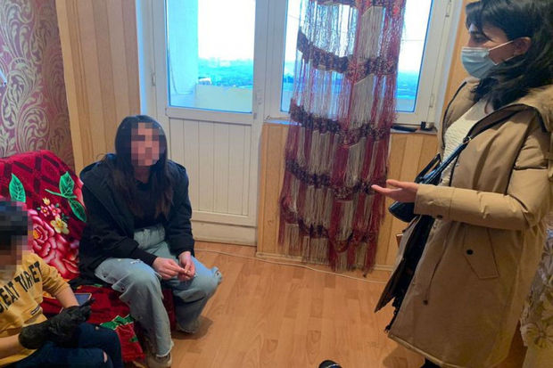 Anası tərəfindən evdə tək buraxılan uşaqla bağlı RƏSMİ AÇIQLAMA