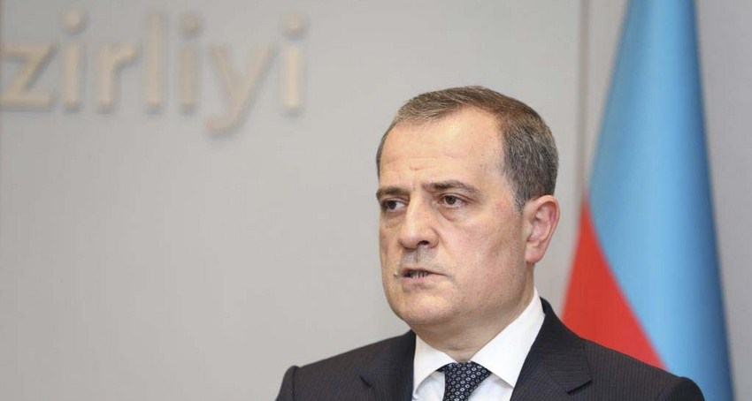 Ceyhun Bayramov Aİ komissarı ilə ərazilərin minalardan təmizlənməsini müzakirə edib