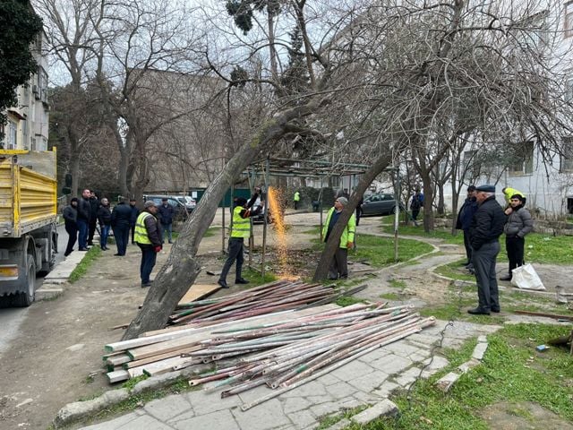 Nəsimi rayonunda yerləşən bu binalarda quruculuq və yenidənqurma işlərinə başlanılıb