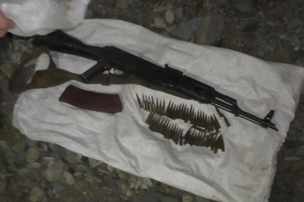 Şəmkirdə narkotacirdən “Kalaşnikov” tapıldı - FOTO/VİDEO