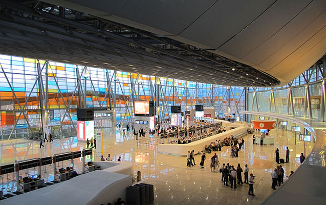 Rusiya vətəndaşı İrəvan aeroportunda öldü