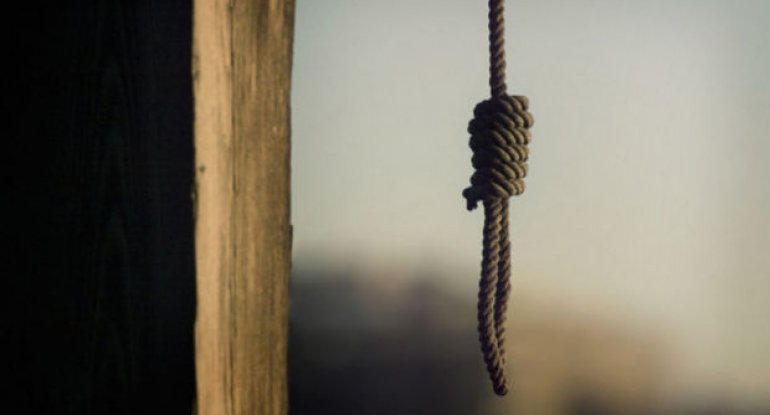 Bakıda itkin düşən kişinin asılmış meyiti tapıldı