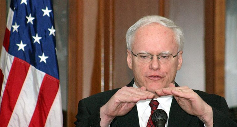 Ceyms Cefri: “Putin sanki 19-cu əsrdə yaşayır”