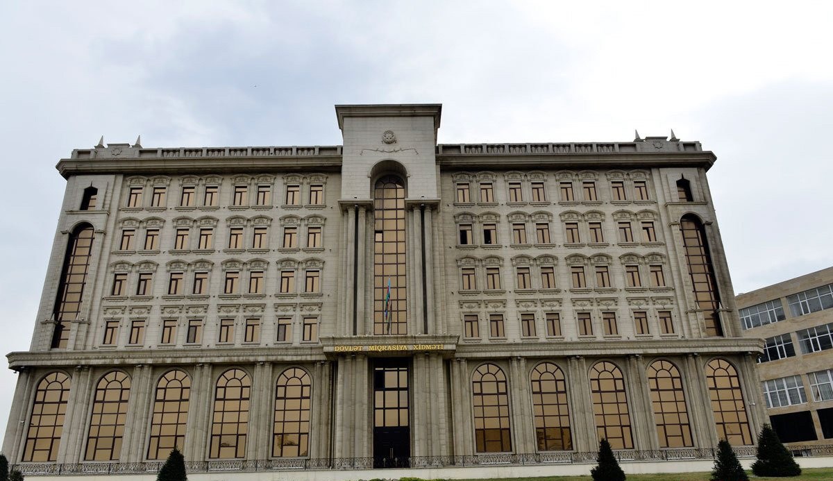 Ötən ay miqrasiya qanunvericiliyin pozulması ilə bağlı 877 qərar qəbul edilib