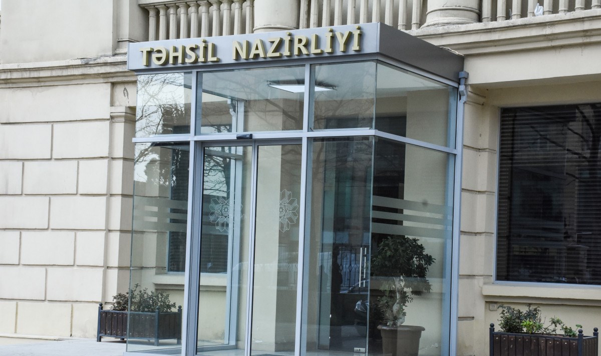 Təhsil nazirinə yeni hüquq verilib