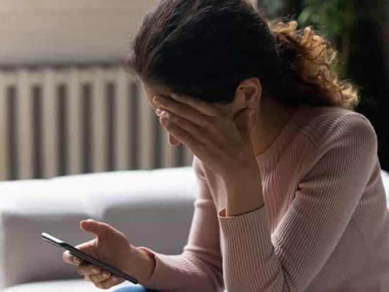 “Etibar mənə dedi ki, telefonunu mənə ver...