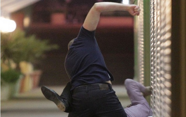 İki nəfəri döydü, biri xəstəxanaya aparılarkən öldü