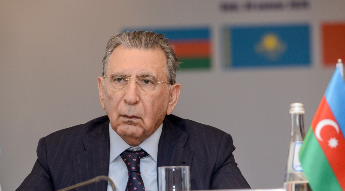 AMEA Ramiz Mehdiyevin istefa verməsi barədə məlumat yayıb