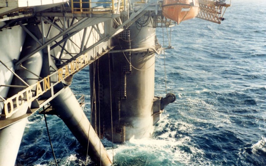 Kanadada gəmi qəzaya uğrayıb, ölənlər var