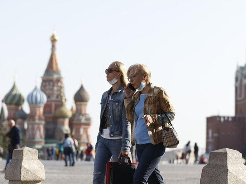 Rusiyada COVID-19-a sutkalıq yoluxma 179 min nəfəri ötüb