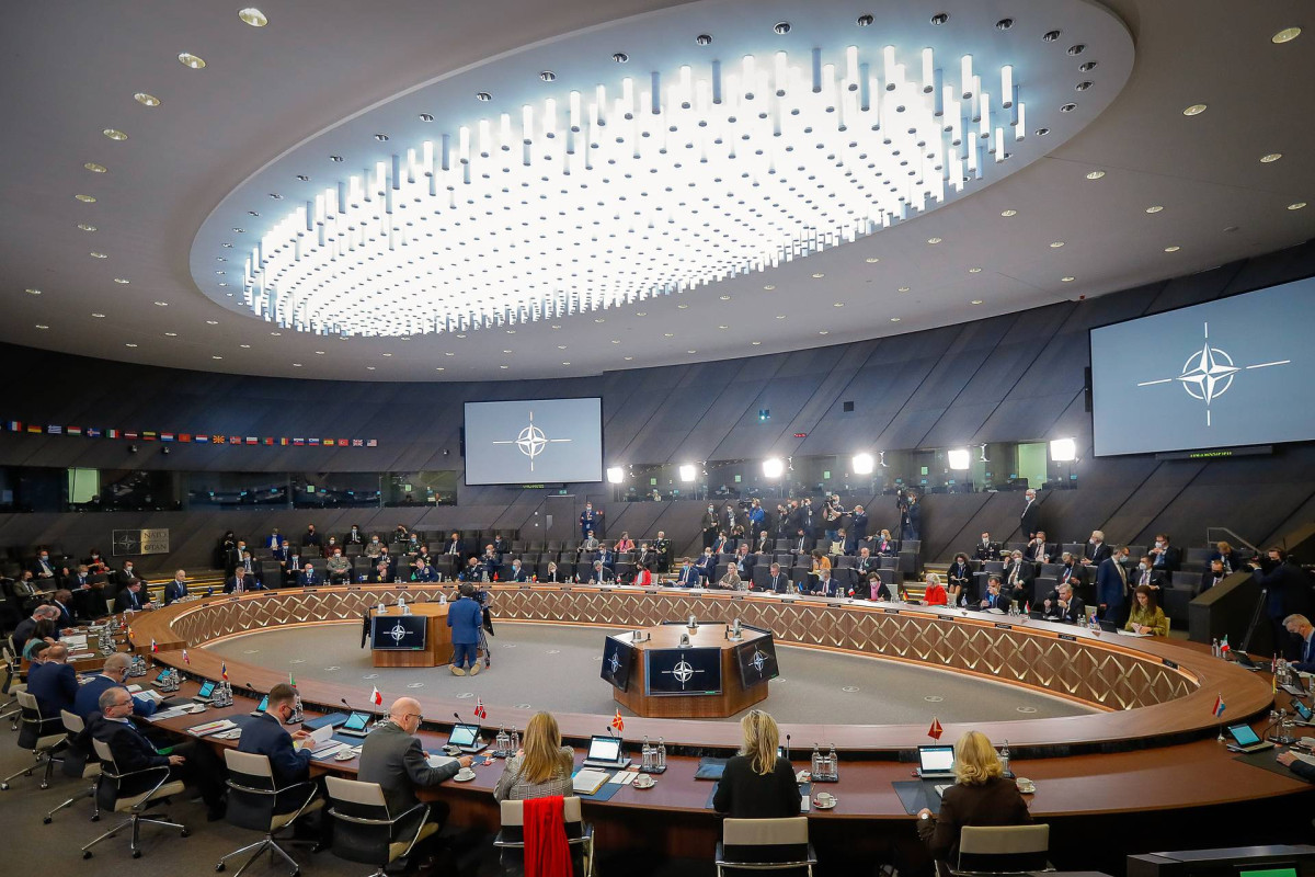 NATO Rusiyanı Ukrayna ətrafındakı qüvvələrini dayandırmağa çağırır