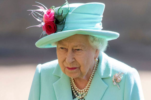 Елизавета II призналась в проблемах со здоровьем