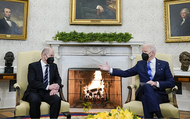 Putin və Zelenski ilə apardıqları danışıqların nəticələrini müzakirə etdilər