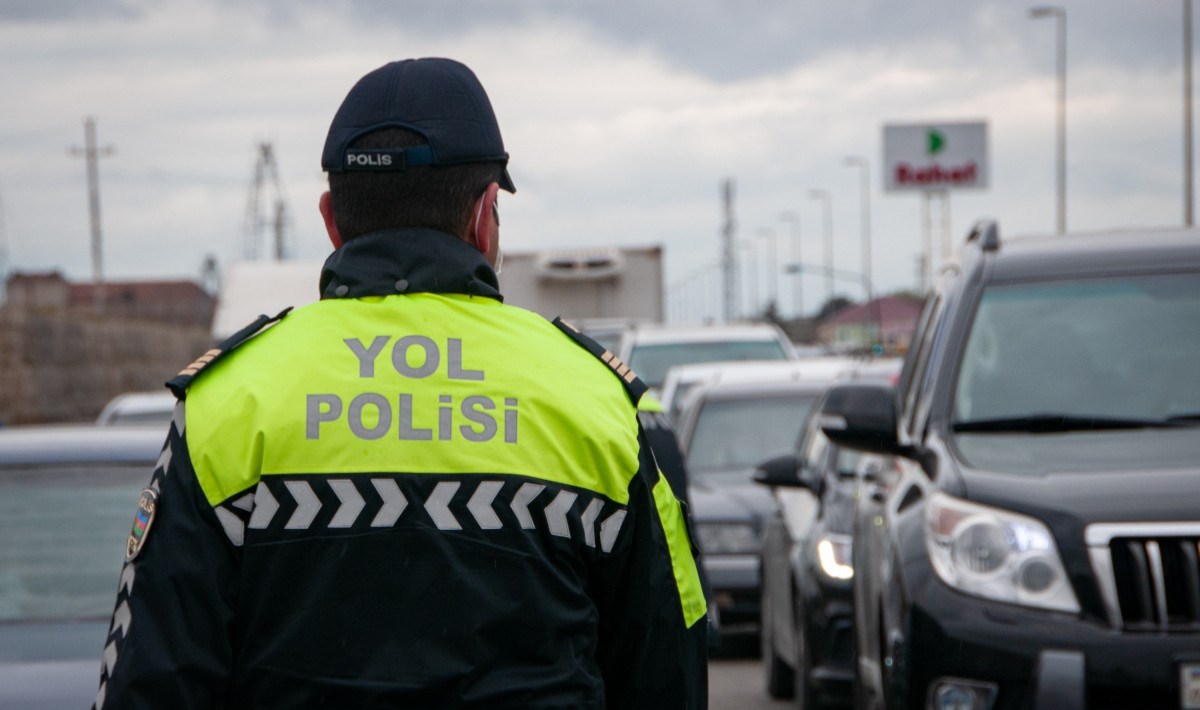 Bakıda yük maşınlarının yolu bağlamasına görə cinayət işi başlanılıb