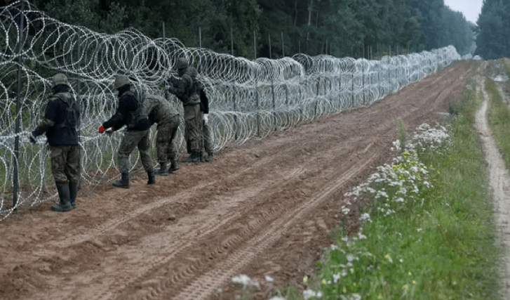Polşa Rusiya ilə sərhəddə hasar tikmək istəyir