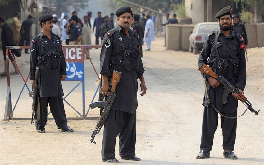 Pakistan Əfqanıstanla sərhəddə təhlükəsizlik tədbirlərini gücləndirib