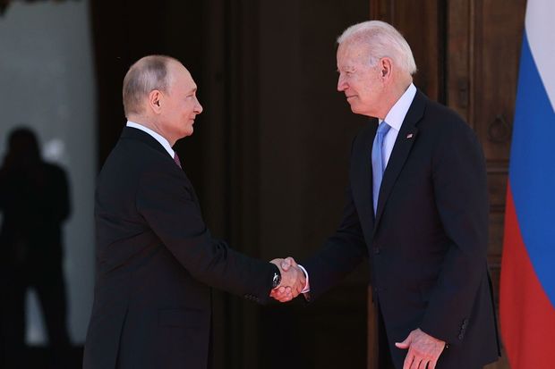 Путин и Байден приняли предложение о проведении саммита