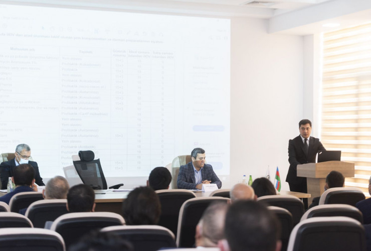 “Ölkədə quşçuluğun mövcud vəziyyəti və qarşıda duran vəzifələr” mövzusunda iclas keçirilib