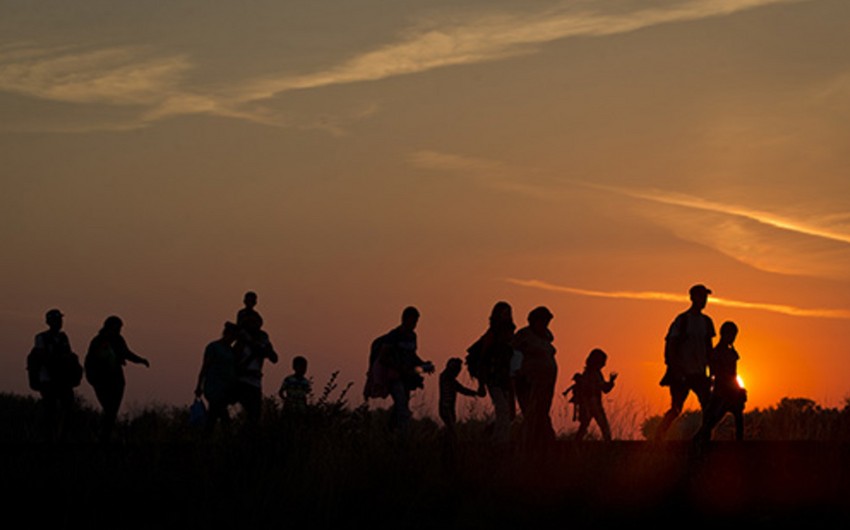 Macarıstan Ukrayna ilə sərhədə qoşun göndərir