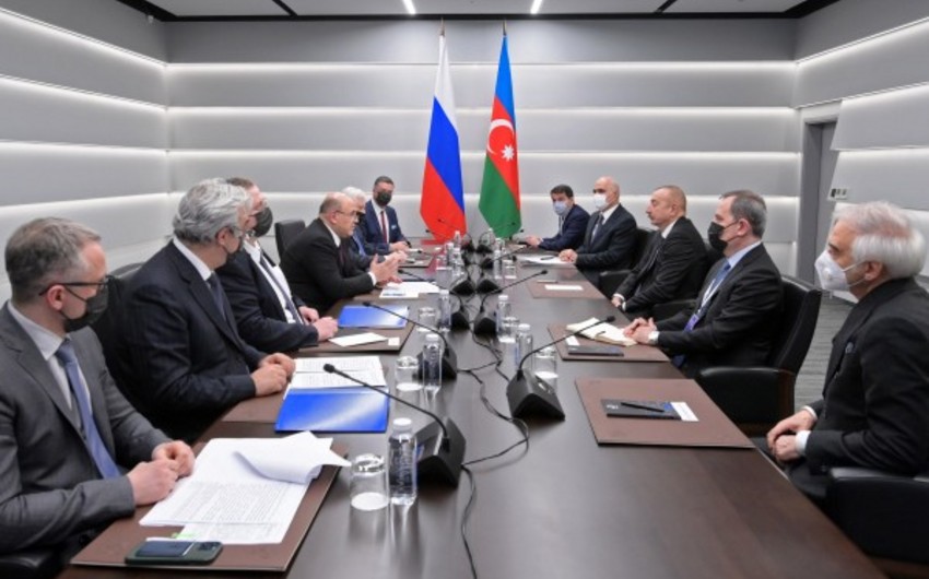 Prezident İlham Əliyev Rusiya Nazirlər Kabinetinin Əlaqələndirmə Mərkəzi ilə tanış olub