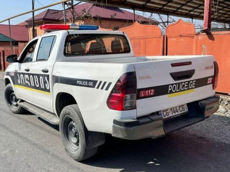 Azərbaycanlı biznesmenin evinə qumbara atıldı