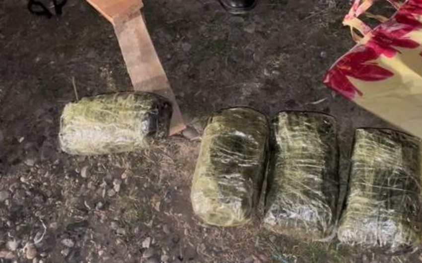 Beyləqan polisi əməliyyat keçirib, Bakı sakinindən “Kalaşnikov” götürülüb