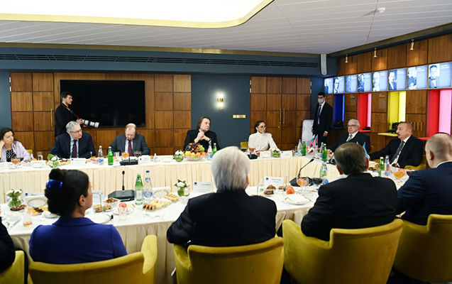 Dövlət başçısı: 