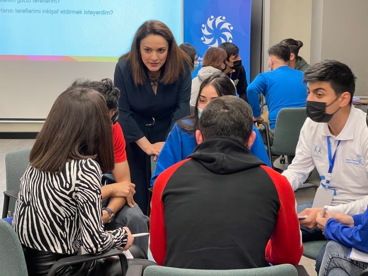 “Azərbaycan Könüllülərinin İnkişaf Proqramının” ilk təlimlərinə start verilib