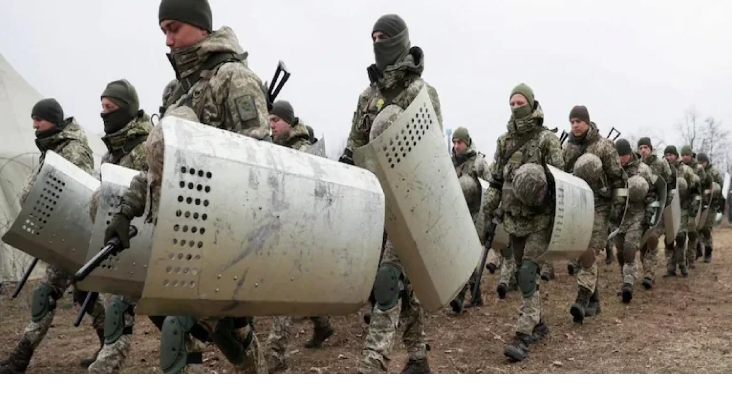 CNN: Rusiya hərbçiləri Kiyevdən 25 mil məsafədəki Antonov aeroportuna nəzarəti ələ keçirib