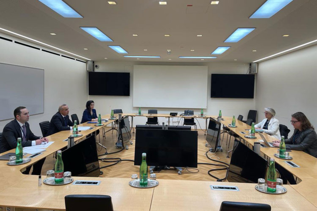 ABŞ və Fransanın ATƏT PA-dakı nümayəndələriylə Ermənistanla münasibətlər müzakirə olunub