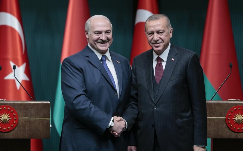 Türkiyə və Belarus liderləri Ukraynanı müzakirə edib
