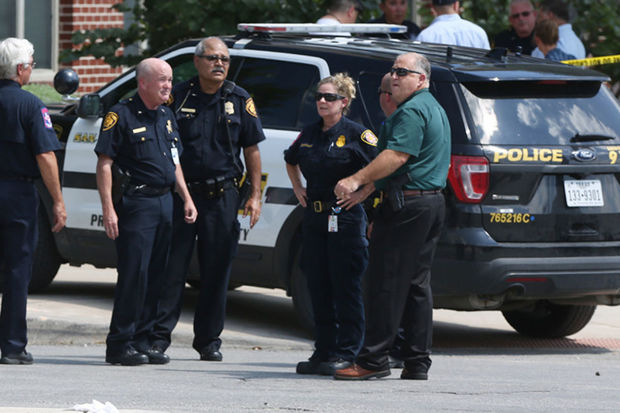 Kaliforniyada kilsədə dəhşətli qətl: Ata üç övladını öldürüb intihar etdi