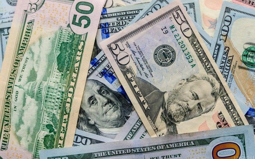 Ukraynada xarici valyuta ilə əməliyyatlara məhdudiyyət qoyulub