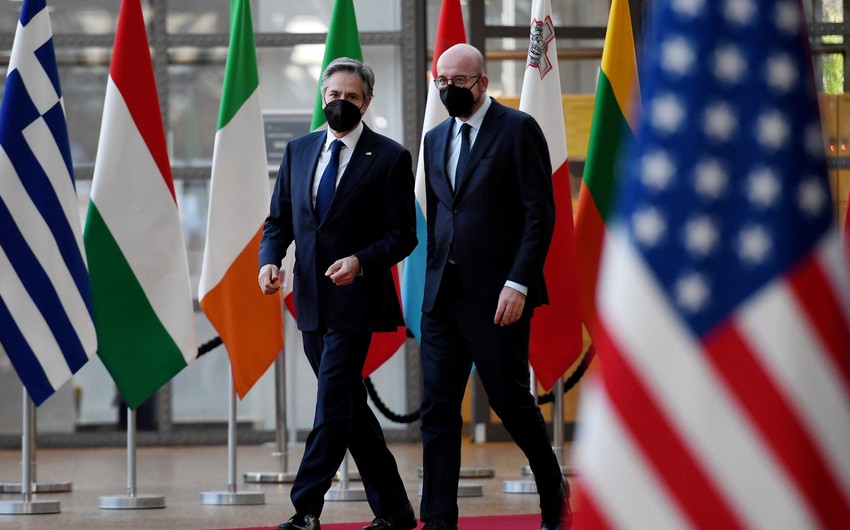 ABŞ dövlət katibi ilə Aİ Şurasının Prezidenti Ukraynadakı durumu müzakirə ediblər