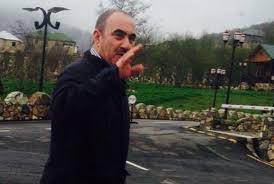 Bir mənzili bir neçə nəfərə satan şirkət direktoru məhkəmə zalında - HƏBS EDİLDİ