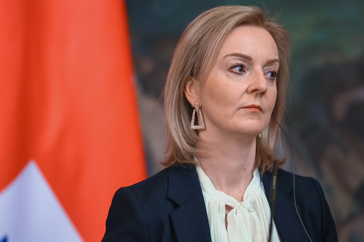 Böyük Britaniyanın xarici işlər naziri Rusiyaya qarşı sanksiyaların sərtləşdirilməsini zəruri hesab edir