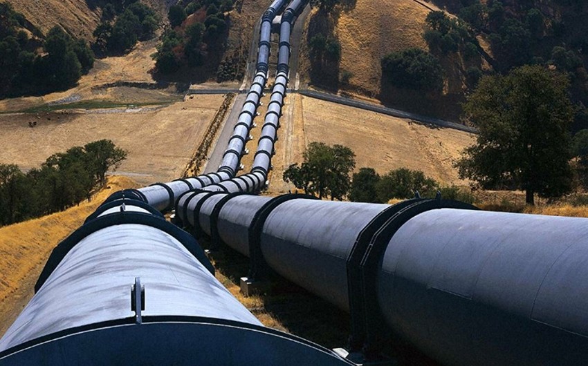 Qazaxıstan Azərbaycandan keçməklə Avropaya alternativ neft tranzit marşrutu təklif edir