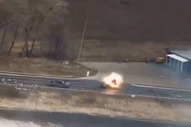 Real döyüş kadrları: Rusiya tankları məhv edildi – ANBAAN VİDEO