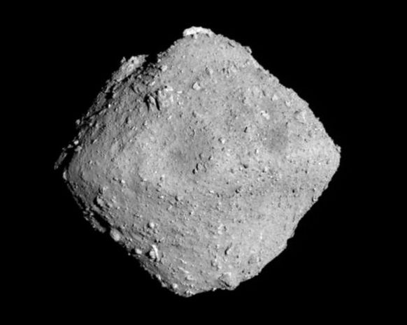 На астероиде Рюгу обнаружили 