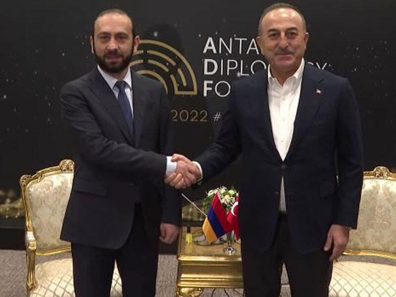 Antalyada Türkiyə və Ermənistan XİN rəhbərlərinin görüşü başlayıb