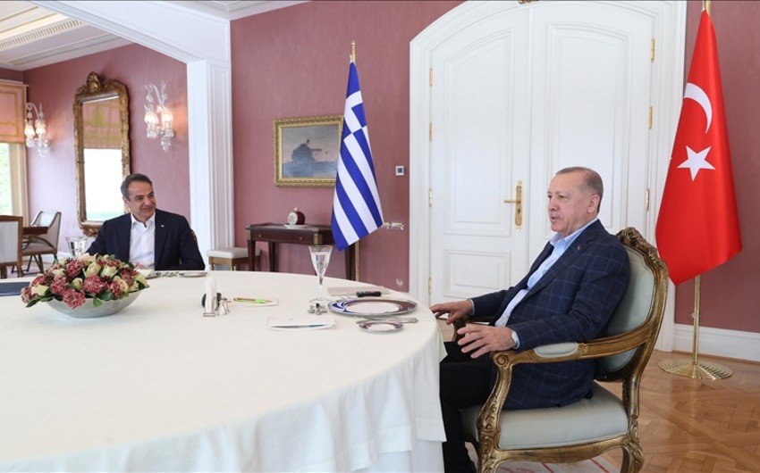 Ərdoğan Yunanıstanın baş naziri ilə görüşüb