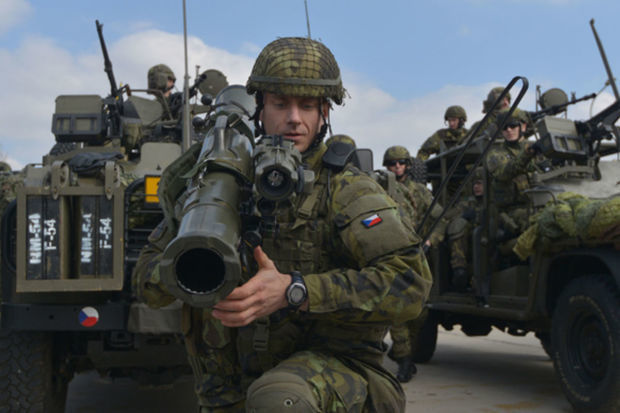 Чехия окажет Украине дополнительную военную помощь