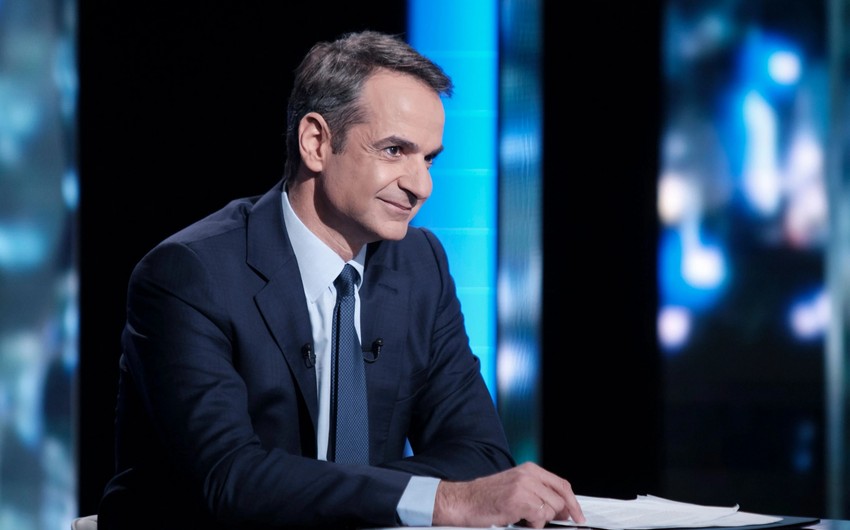 Yunanıstanın Baş naziri koronavirusa yoluxub