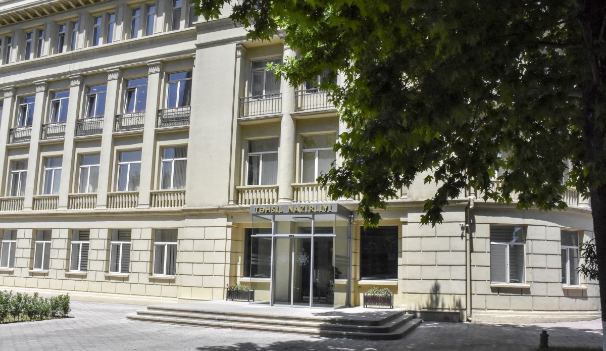 Altı günlük məktəblərdə martın 19-u və 26-sı dərs olacaq